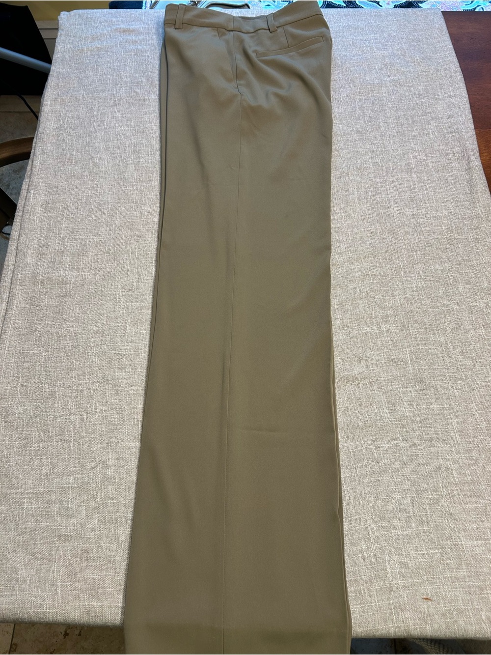 H&M Women's Dress Pants in Olive Green